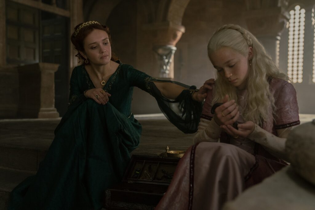 Alicent Hightower and Helaena Targaryen