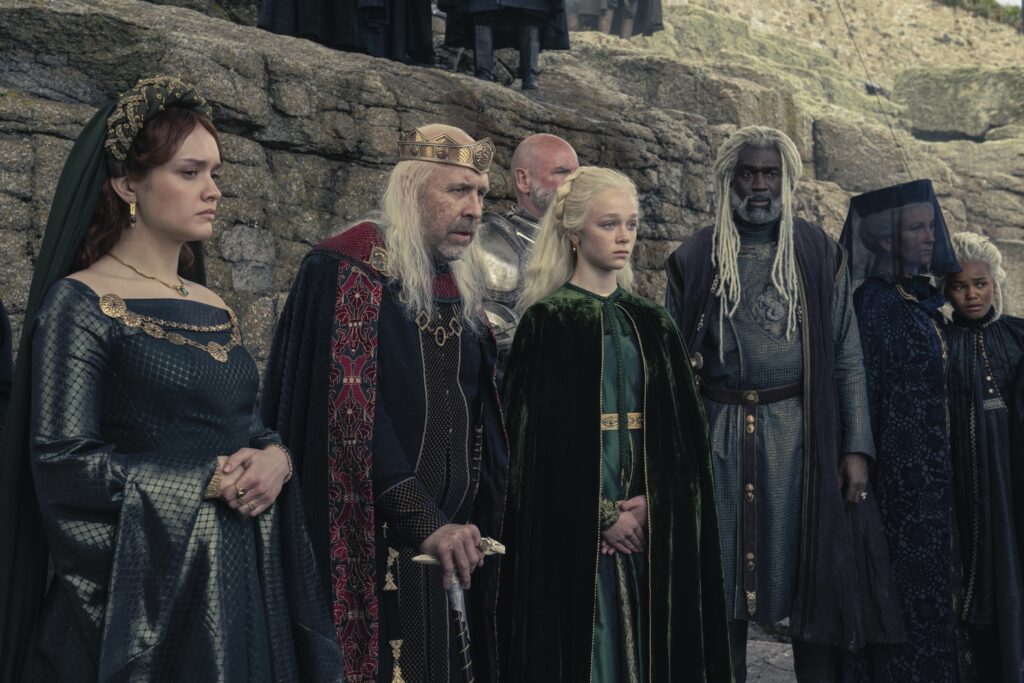 Queen Alicent Hightower, King Viserys, Helaena Targaryen, Princess Rhaenys Targaryen, Lord Corlys Velaryon, and Baela Targaryen