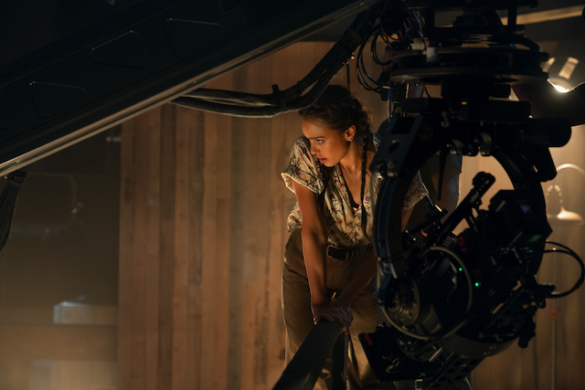 Jessica Alba Stars in "Trigger Warning" | Netflix Unveils Official First Look and Release Date