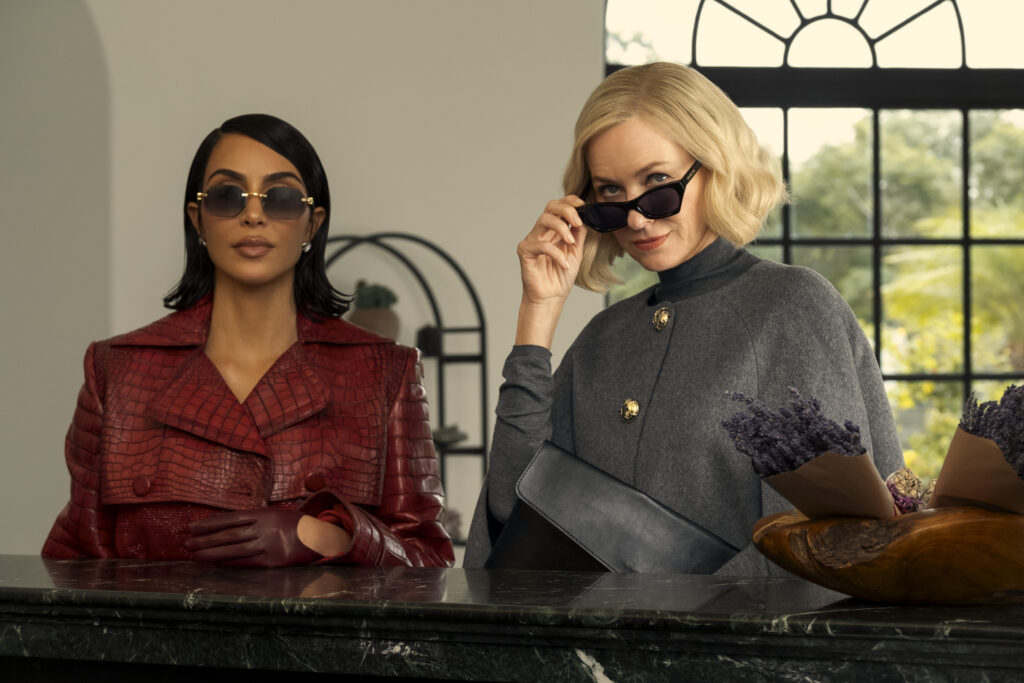 ALL’S FAIR - “First Look” (Disney/Ser Baffo) KIM KARDASHIAN, NAOMI WATTS