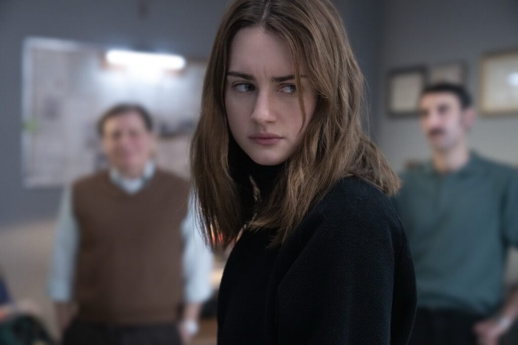 THE TWISTED TALE OF AMANDA KNOX - “Ci vediamo più tardi” - Under mounting pressure, the police try to break Amanda and Raffaele while Edda races to reunite with her daughter. (Disney/Adrienn Szabó) GRACE VAN PATTEN