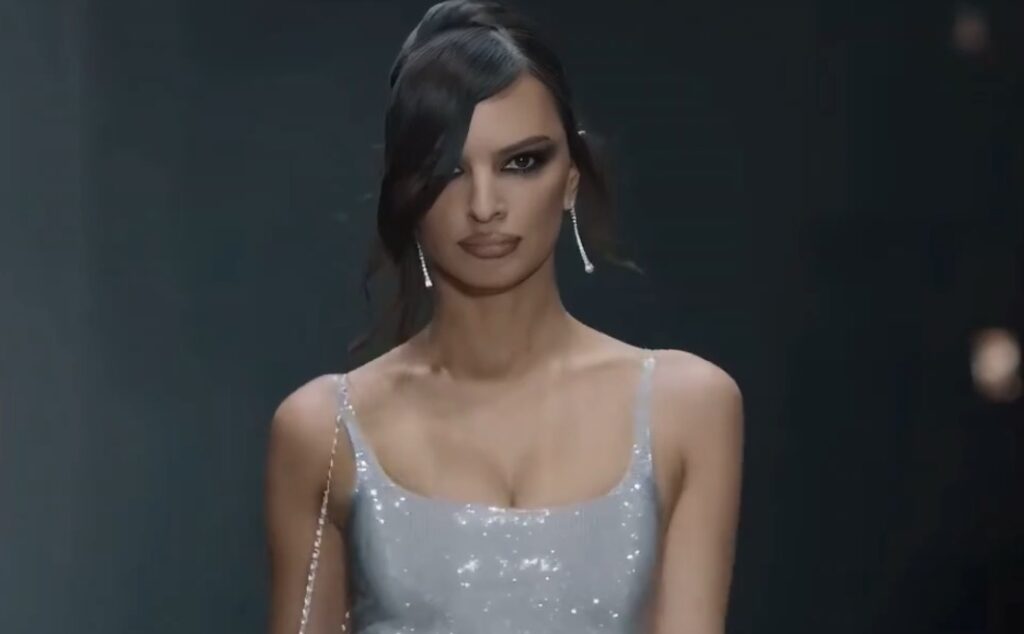 Emily Ratajkowski