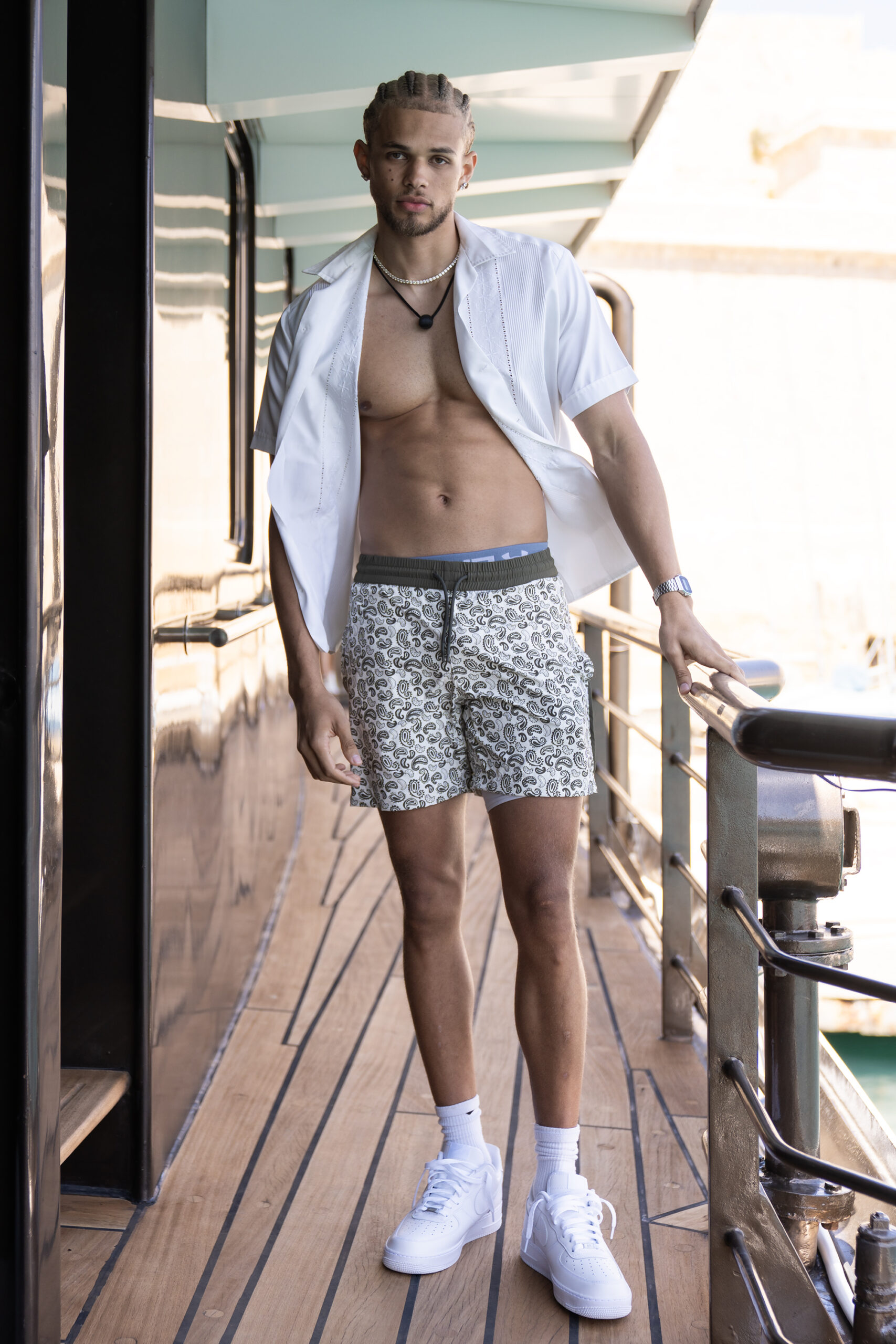 LOVE OVERBOARD - Get ready to hit the high seas with “Love Overboard”! Step aboard the ultimate luxury yacht, where sexy singles are ready to mix and mingle … and find love. But there’s a twist … gaining access to the yacht’s extravagant amenities won’t be so simple. As the journey unfolds, romance ignites; alliances form; and hearts are shattered. In the end, only one couple will reign supreme. Who will rise to the top, and who will be left stranded? (Disney/Jarno Iotti)
BEAU