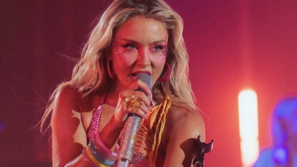 Zara Larsson Says She Lost $3 Million Deal Over Abortion Joke: “What the f***?” - Where Is The Buzz | Breaking News, Entertainment, Exclusive Interviews & More